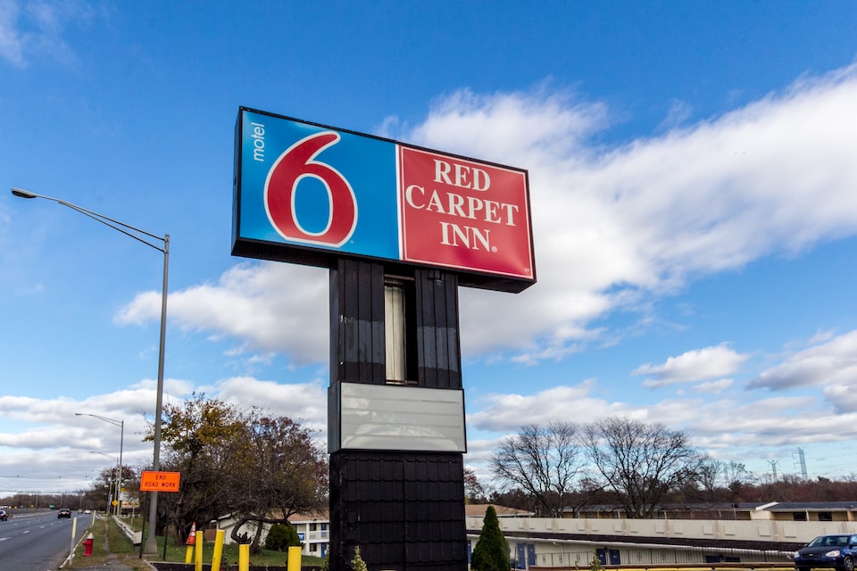 Motel 6 New Brunswick, NJ, NEW BRUNSWICK, NEW BRUNSWICK