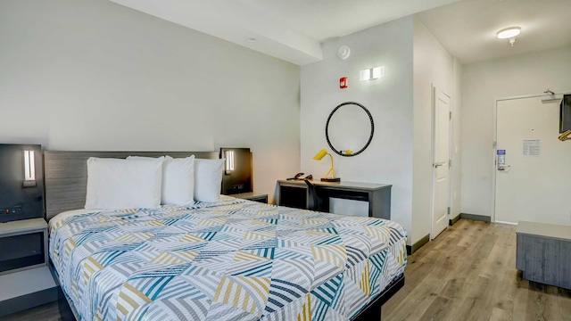 1 Queen Bed | Non-Smoking