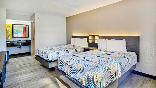 2 Full Beds | Smoking