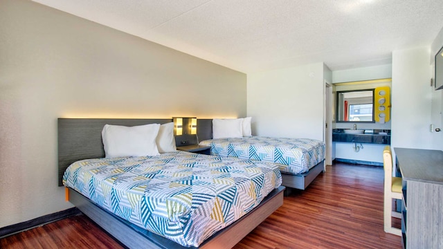 2 Queen Beds | Non-Smoking, Micfridge