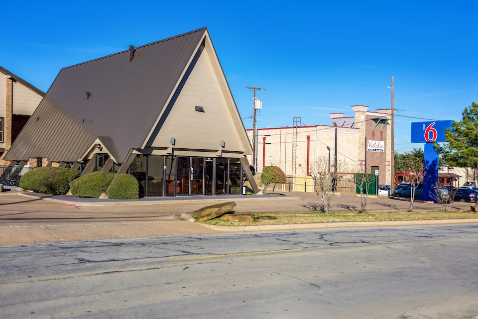 Motel 6 Arlington, TX - UTA, Arlington_2, Arlington