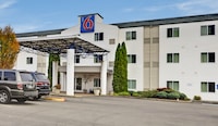 Motel 6 Roseburg, OR - I-5