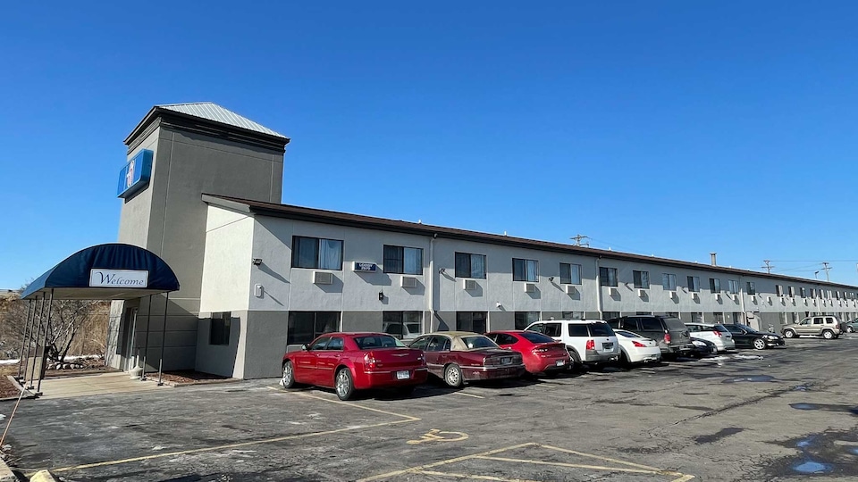 Motel 6 Green Bay, WI - Lambeau, Green Bay, Green Bay