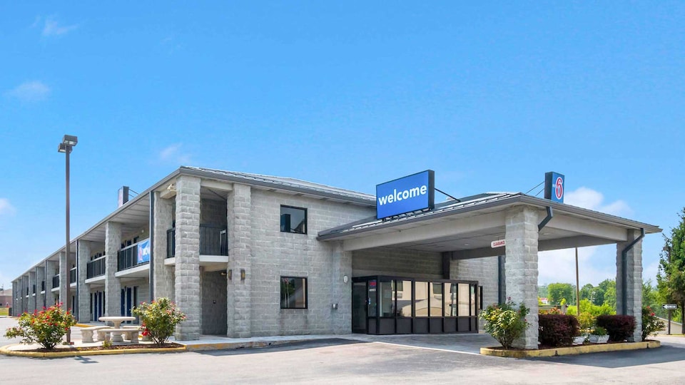 Motel 6 London, KY, London_g6, London