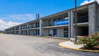 Motel 6 London, KY