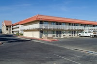 Studio 6 Fresno, CA - Extended Stay