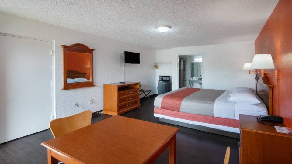 Motel 6 Montgomery, AL - Coliseum, Montgomery Central AL, Montgomery AL