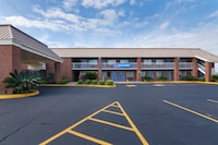 Motel 6 Montgomery, AL - Coliseum