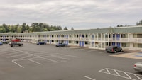 Motel 6 Coos Bay, OR
