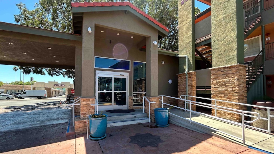 Motel 6 Pasadena, CA – Old Town Pasadena Area, Pasadena_1bbff7a6, Pasadena