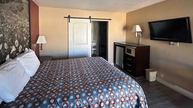 1 King Bed | Non-Smoking