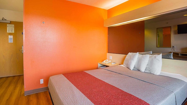 1 King Bed | Suite, Non-Smoking