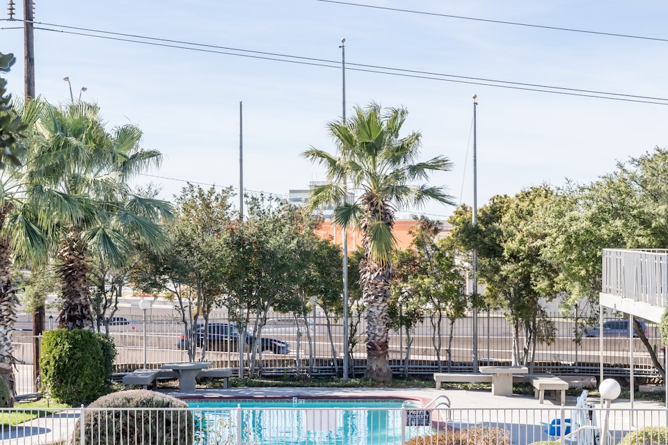 Motel 6 Fort Worth, TX - Seminary, Fort Worth_g6, Fort Worth