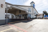 Motel 6 Fort Worth, TX - Seminary