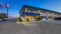 Motel 6 Grants, NM