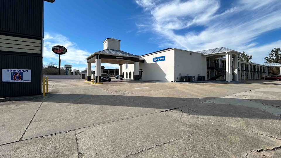 Motel 6 Denham Springs, LA, C70427, Denham Springs LA