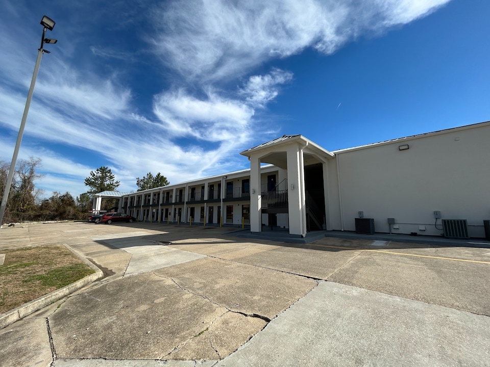 Motel 6 Denham Springs, LA, C70427, Denham Springs LA