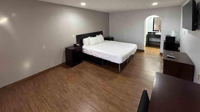 1 King Bed | Non-Smoking, Micfridge