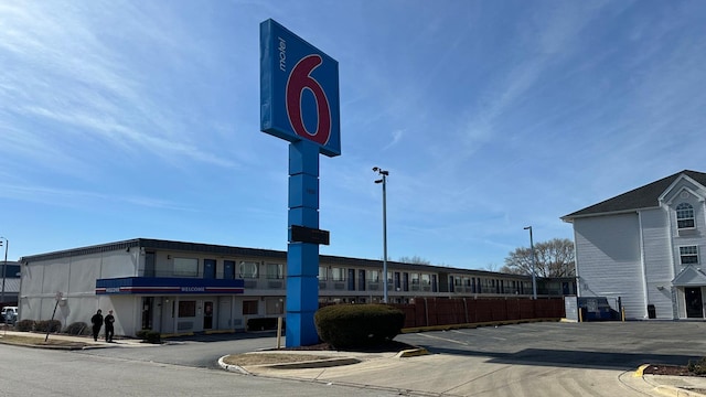 Motel 6 Joliet, IL - I-80