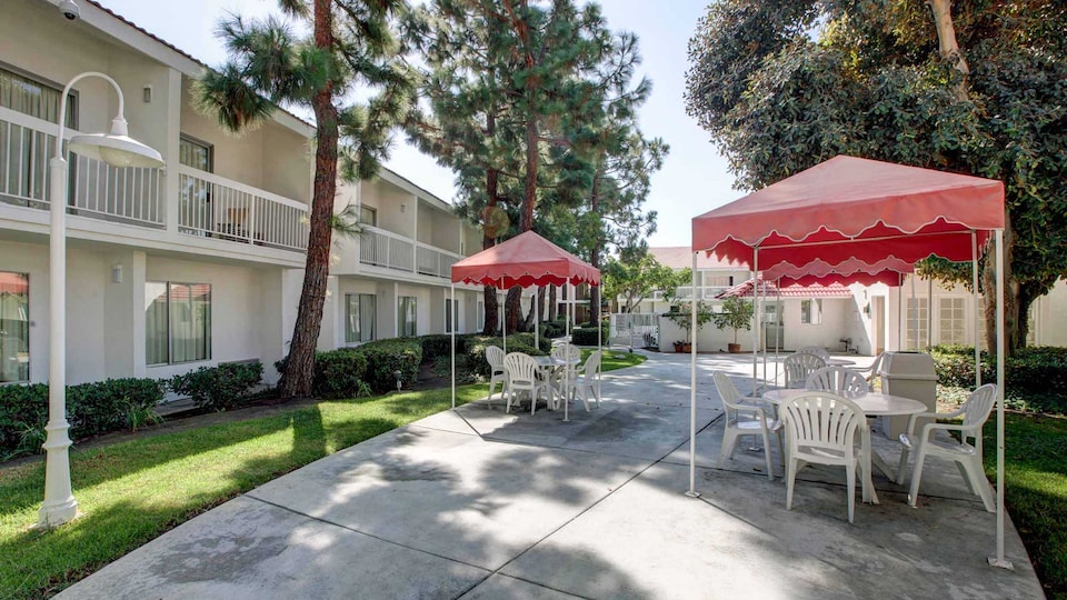 Motel 6 Santa Ana, CA - Irvine - Orange County Airport, Santa Ana, Santa Ana