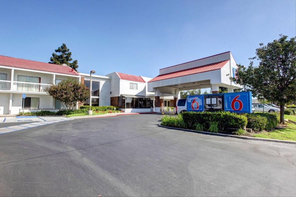 Motel 6 Santa Ana, CA - Irvine - Orange County Airport, Santa Ana, Santa Ana