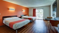 Motel 6 Santa Ana, CA - Irvine - Orange County Airport