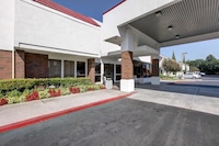 Motel 6 Santa Ana, CA - Irvine - Orange County Airport