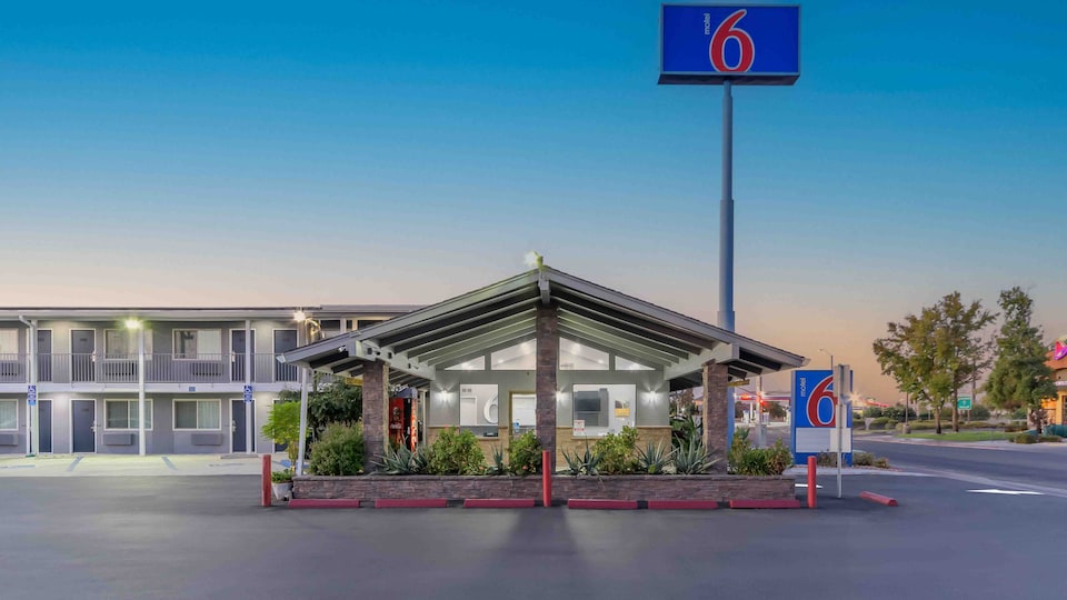 Motel 6 Willows, CA, Willows, Willows