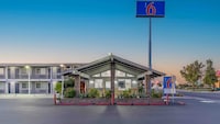 Motel 6 Willows, CA