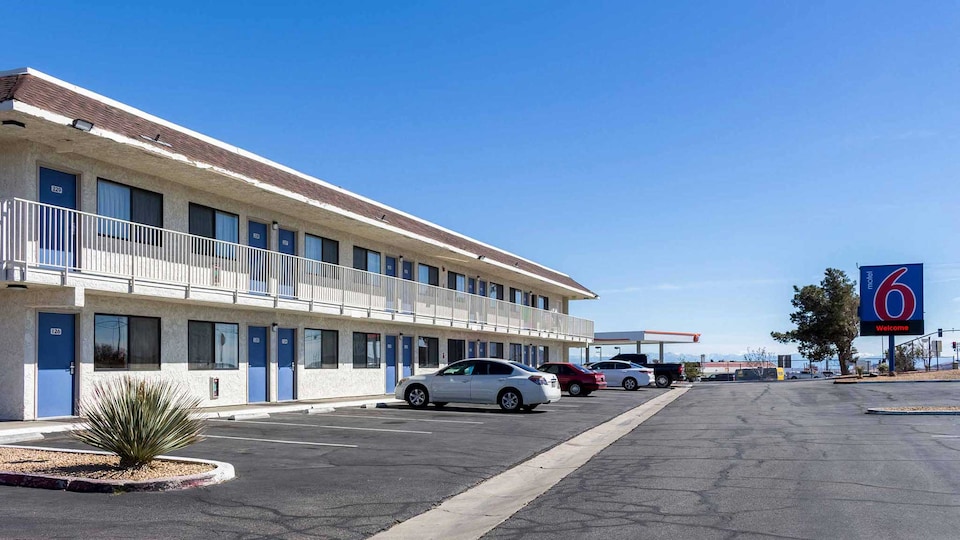 Motel 6 Mojave, CA, Mojave_g6_100, Mojave
