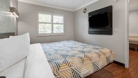 Motel 6 Ontario, CA - Convention Center Airport