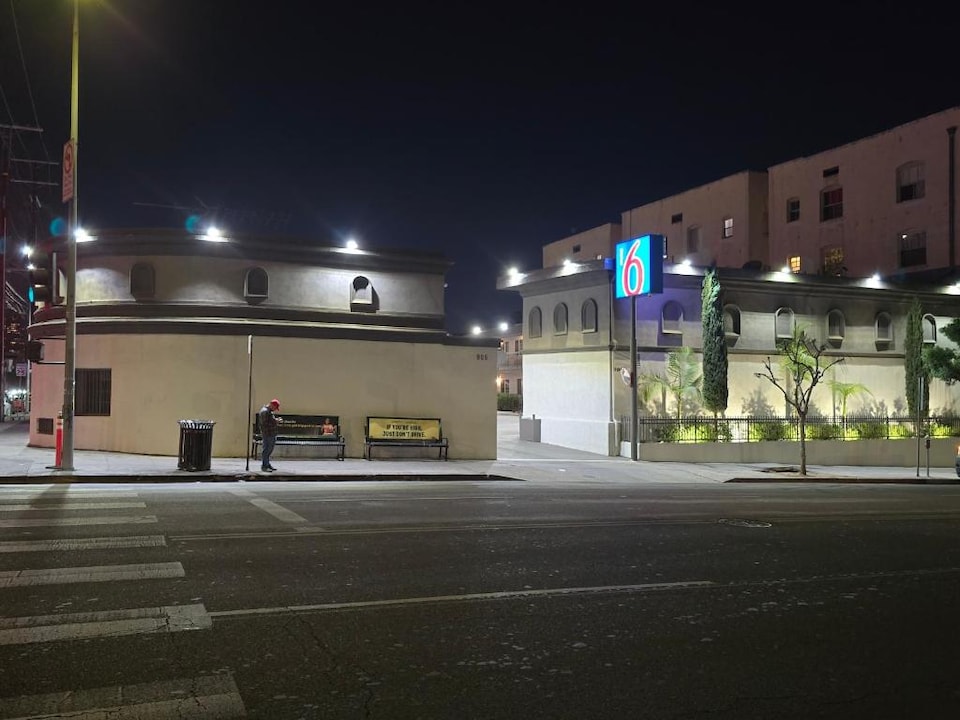Motel 6 Los Angeles, CA - Downtown, C90006, Los Angeles