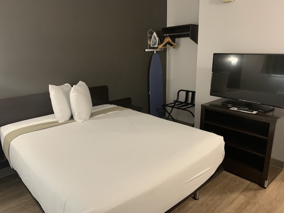 Studio 6 Extended Stay - Hampton, VA - Langley AFB Area, Hampton, Hampton