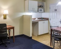 Studio 6 Extended Stay - Hampton, VA - Langley AFB Area