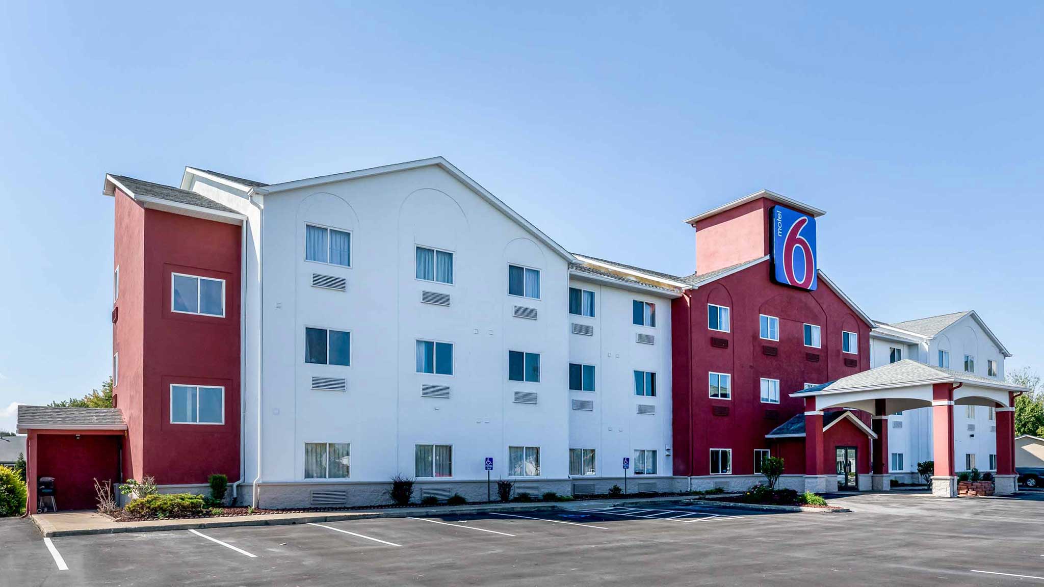Studio 6 Indianapolis, IN | Southport Extended Stay