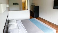 Studio 6 Indianapolis, IN – Southport
