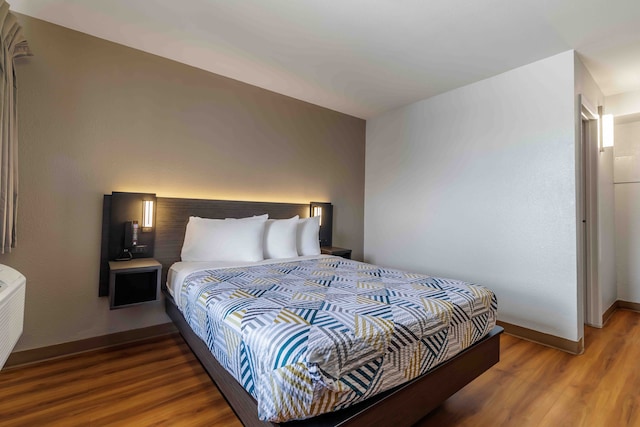 1 Queen Bed | ADA/Tub, Non-Smoking