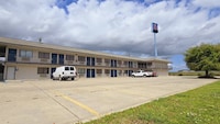 Motel 6 Slidell, LA - New Orleans