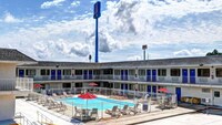 Motel 6 Slidell, LA - New Orleans