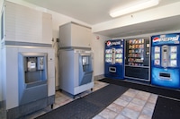 Motel 6 Roseville, MN - Minneapolis North