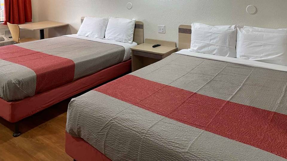 2 Queen Beds | Non-Smoking, Micfridge