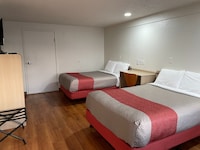 Motel 6 Hagerstown, MD