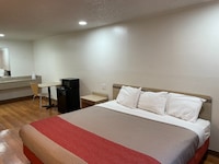 Motel 6 Hagerstown, MD
