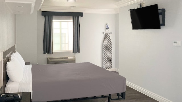 1 King Bed | Non-Smoking, Kitchen