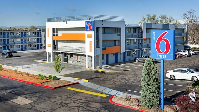 Motel 6 Denver, CO – Downtown
