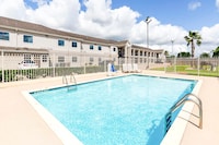 Studio 6 Bay City, TX