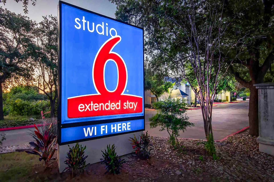 Studio 6 Austin, TX - Midtown, C78705, Austin TX