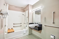 Studio 6 Extended Stay - Austin, TX - Midtown