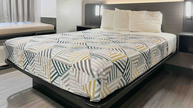 1 King Bed | Mobility Accessible Tub, Nsmk