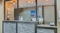 Studio 6 Lenexa, KS - Overland Park
